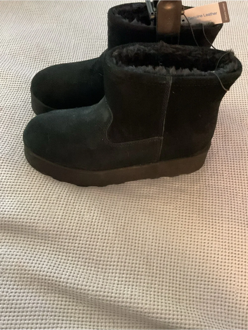Women's Black Fleece-Lined Ankle Boots